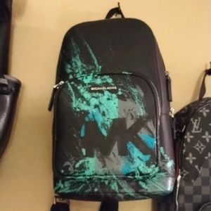 NEW RARE limited Etd.Michael kors men Cooper leather commuter sling pack black